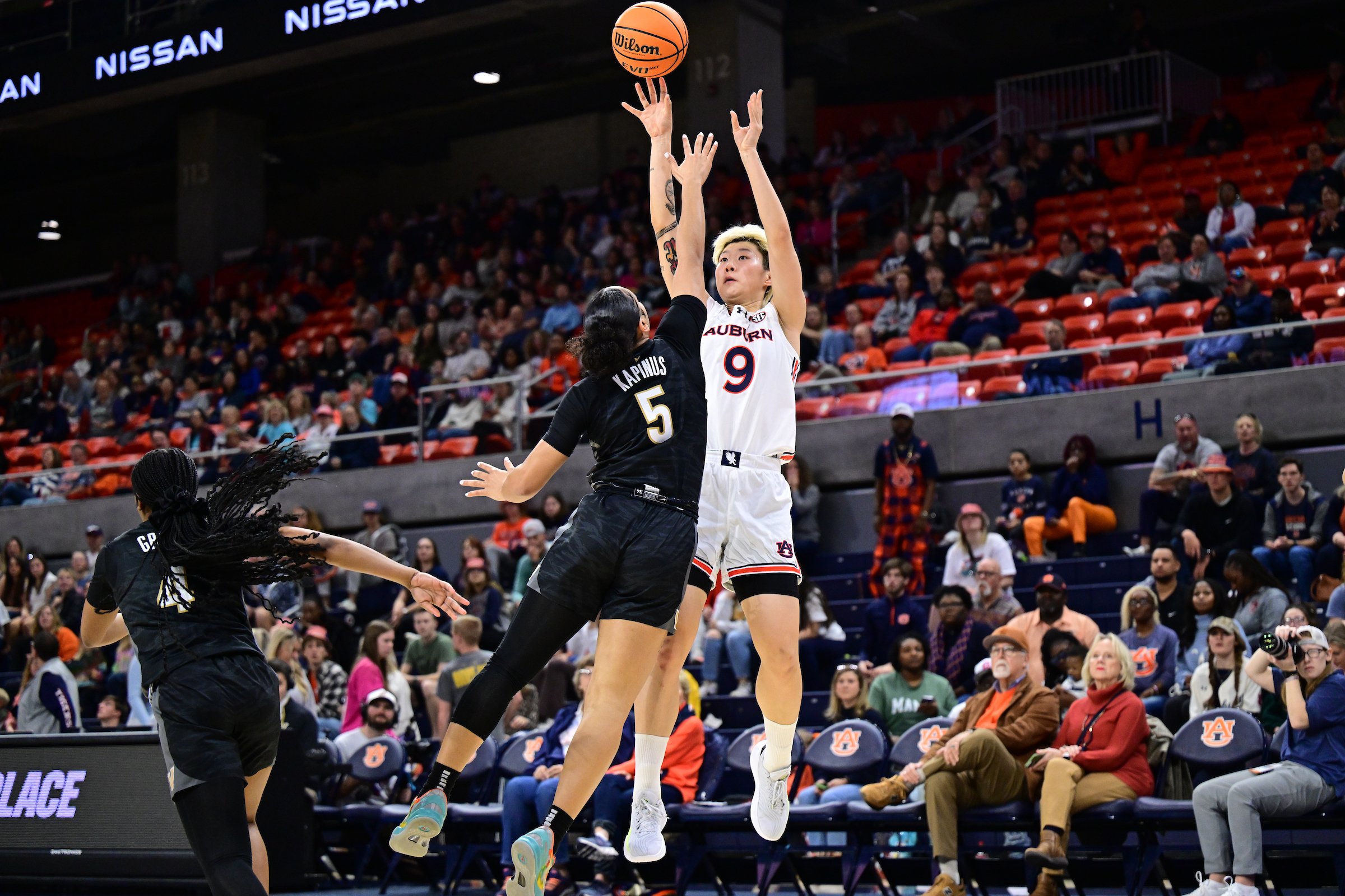  征戰(zhàn)NCAA！鄧雨婷：不太喜歡被稱為“李夢(mèng)接班人” 未來想進(jìn)WNBA