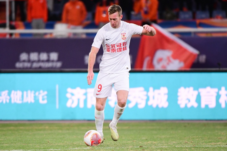  熱身賽：長春亞泰2-1青島海牛 貝里奇、奧莫伊胡安弗破門???