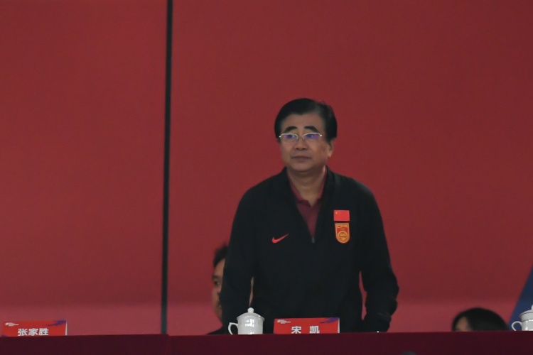  北青體育：宋凱、許基仁探班U20國青，將全程陪伴征戰(zhàn)U20亞洲杯