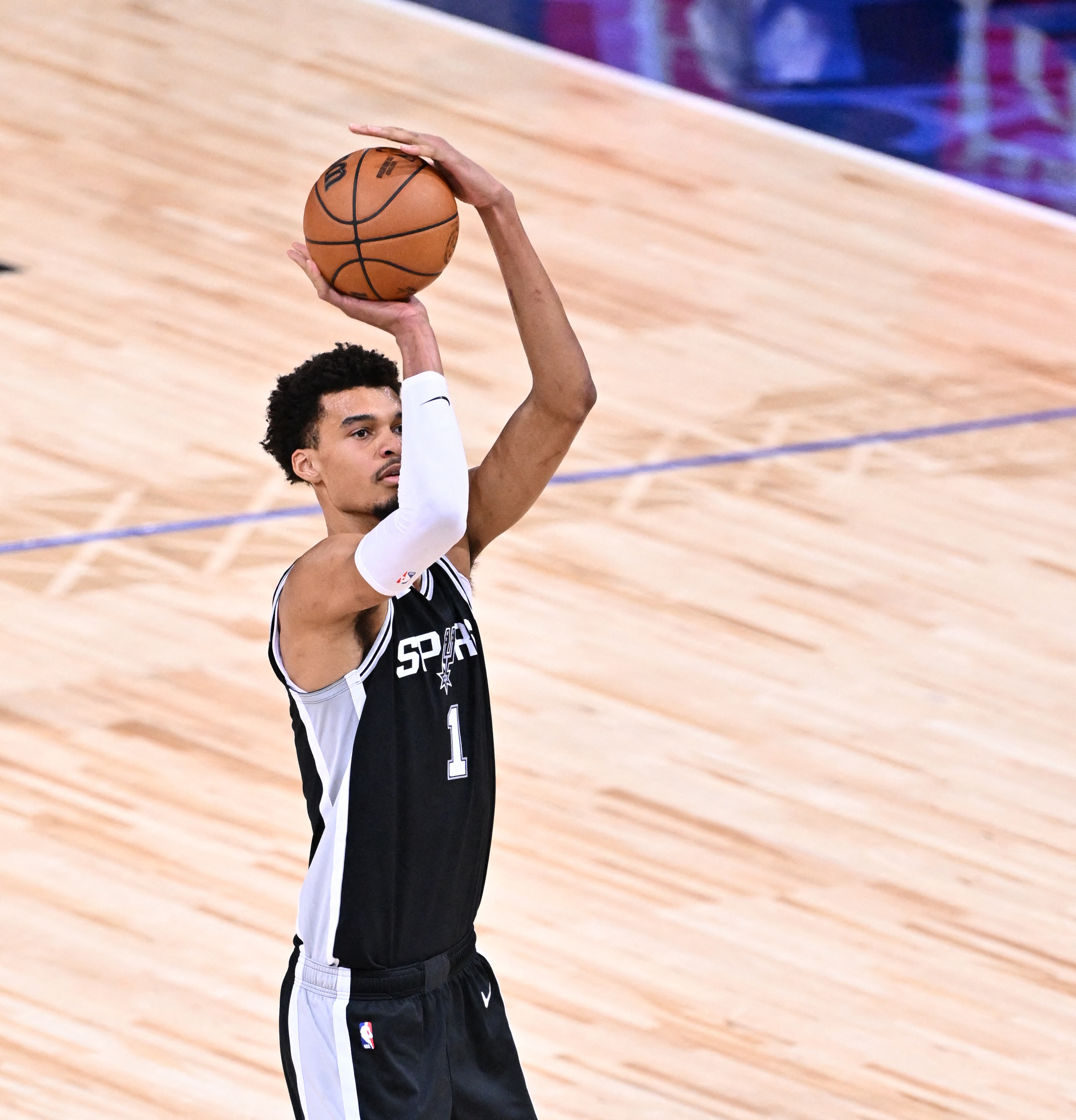  生涯首次入選全明星！文班：我不是去交朋友的 那就是一次出差